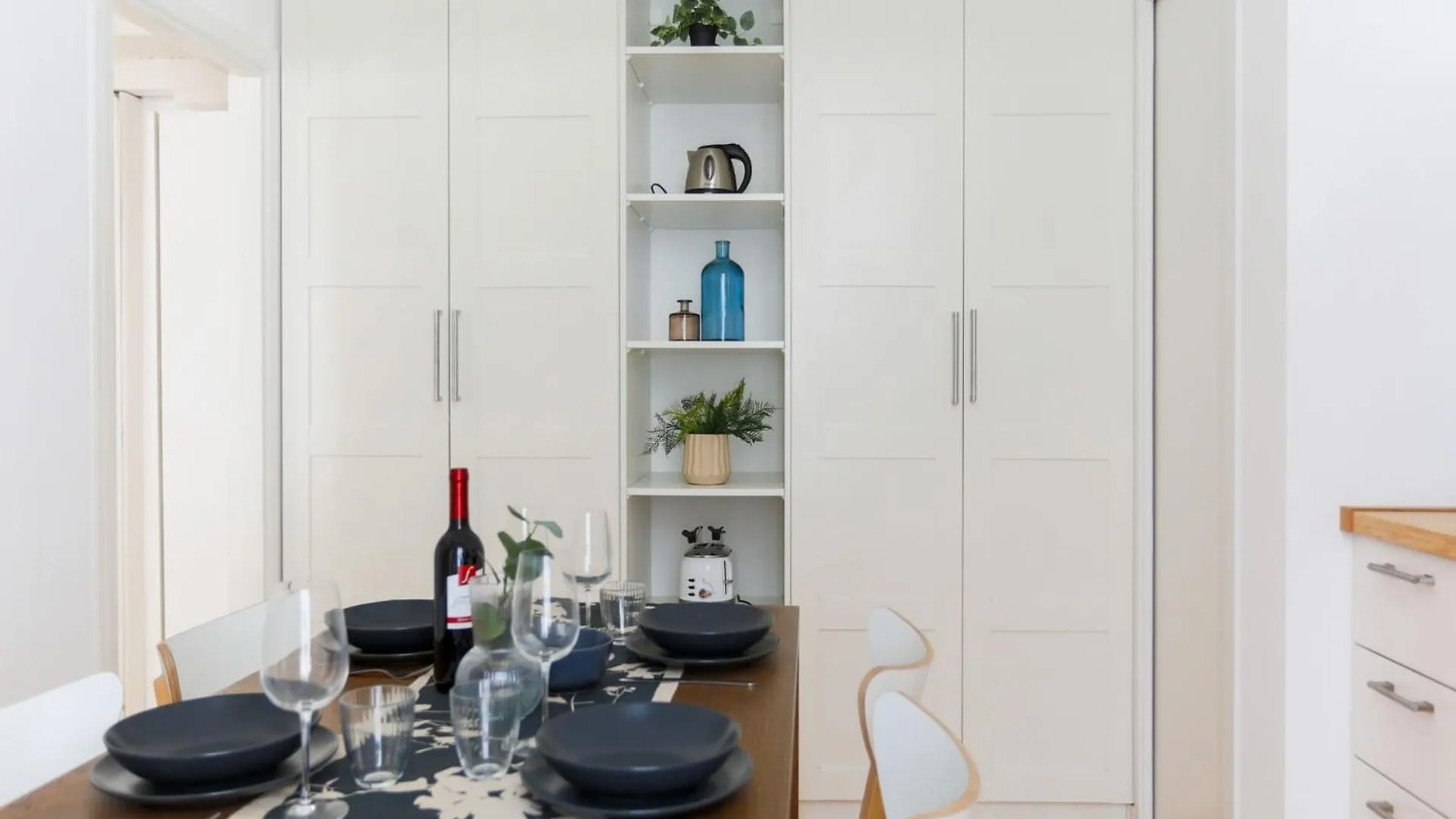 The Best Rent - Loft Near Colonne Of San Lorenzo Milão 0*,  Itália