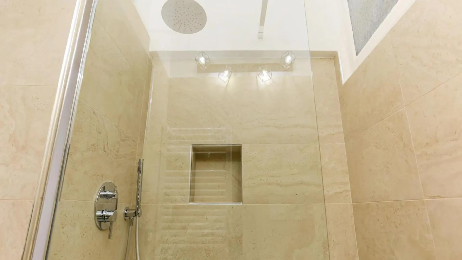 The Best Rent - Loft Near Colonne Of San Lorenzo Milão Itália